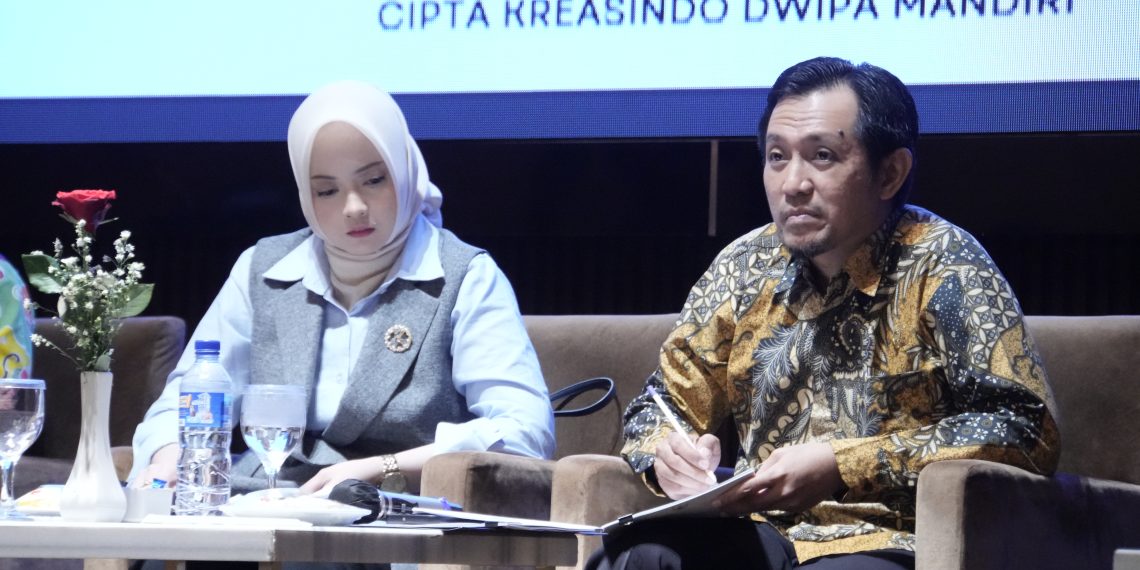 DPRD Kota Batu Gelar Uji Publik Raperda Penyelenggaraan Reklame di Hall Nusantara Senyum Hotel